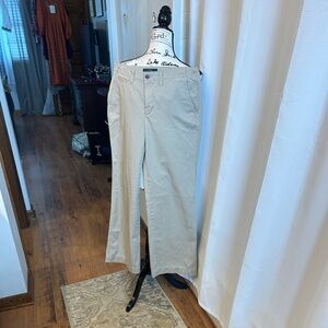 Lauren Jeans Ralph Lauren Biltmore Chinos Khaki 8, 31” inseam,10” flair, Classic